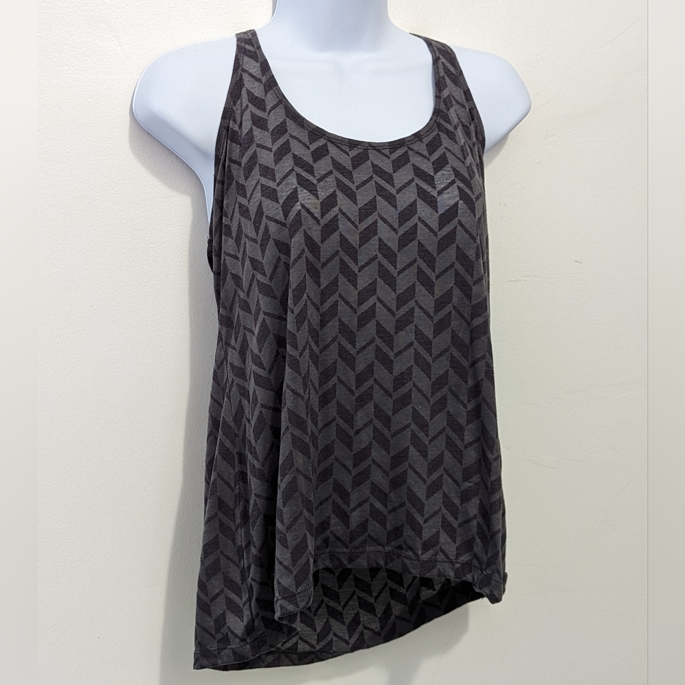 Women's twist tank top